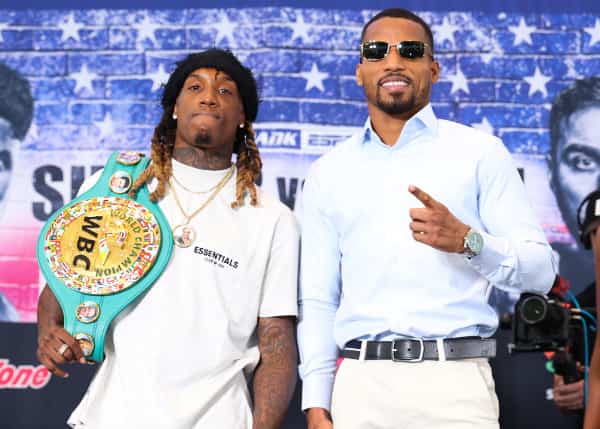 OShaquie-Foster-vs-Robson-Conceicao_pose2.jpg
