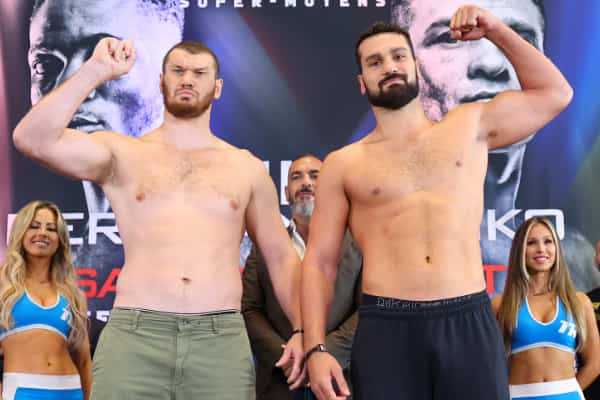 Arslanbek-Makhmudov-vs-Guido-Vianello_pose3.jpg