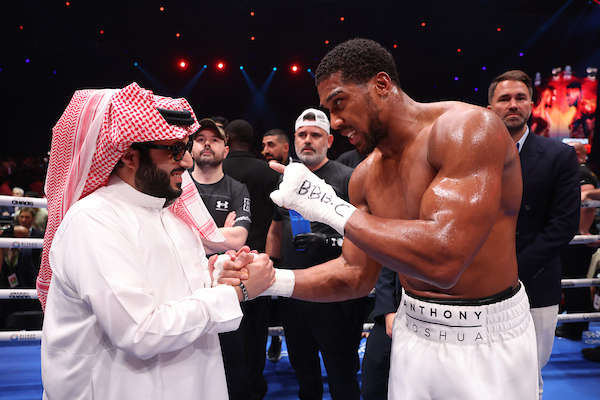 Turki-Anthony-Joshua.jpg