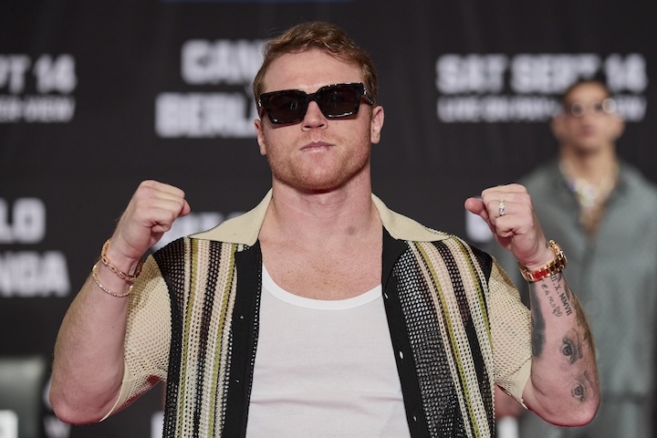 Canelo-Alvarez12.jpg Canelo-Alvarez12.jpg