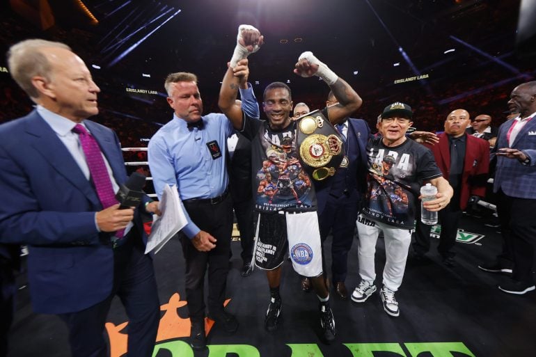 Erislandy-Lara-victory-KO-9-Danny-Garcia2-Photo-courtesy-of-PBC-scaled-770x513.jpg