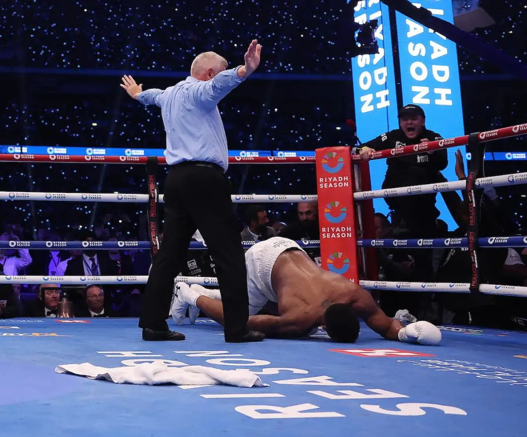 daniel-dubois-vs-anthony-joshua-13-1068x885.jpg_ͼ.jpg