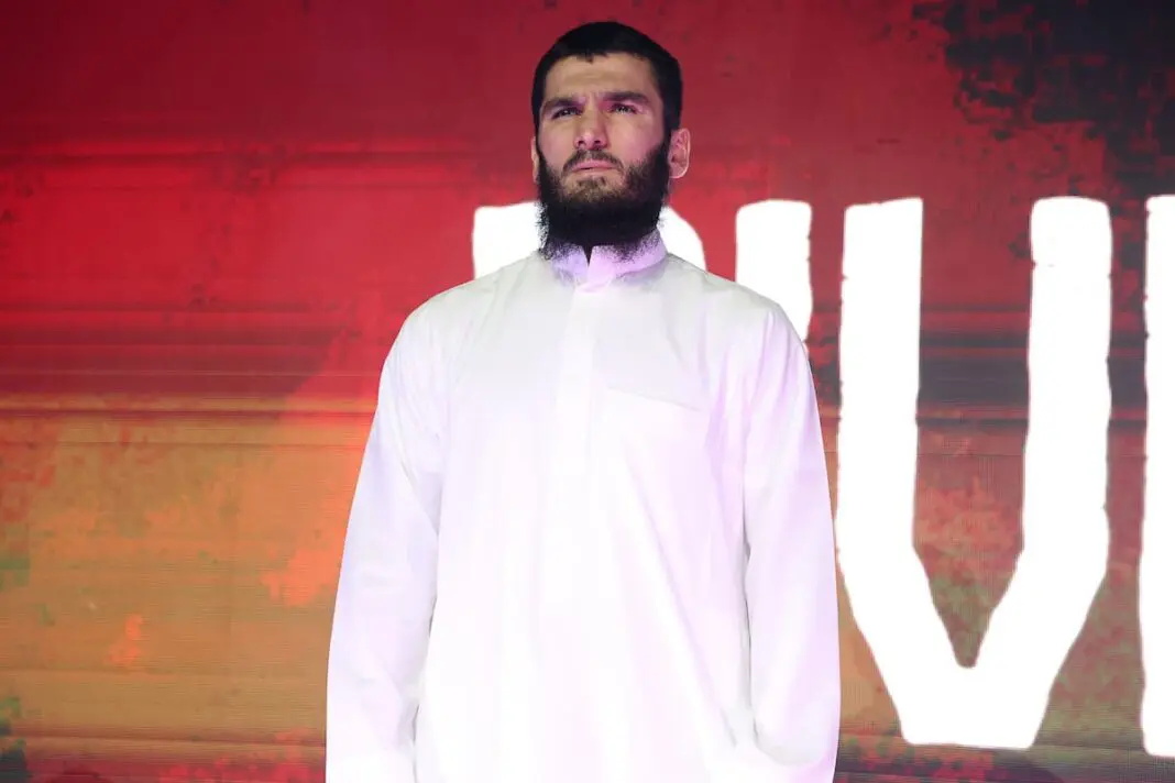 artur-beterbiev-grand-arrival-1068x712.jpg_ͼ.jpg
