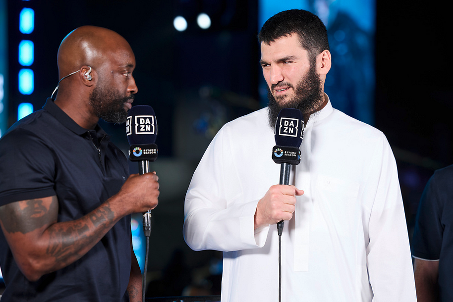arrives-beterbiev-4.png