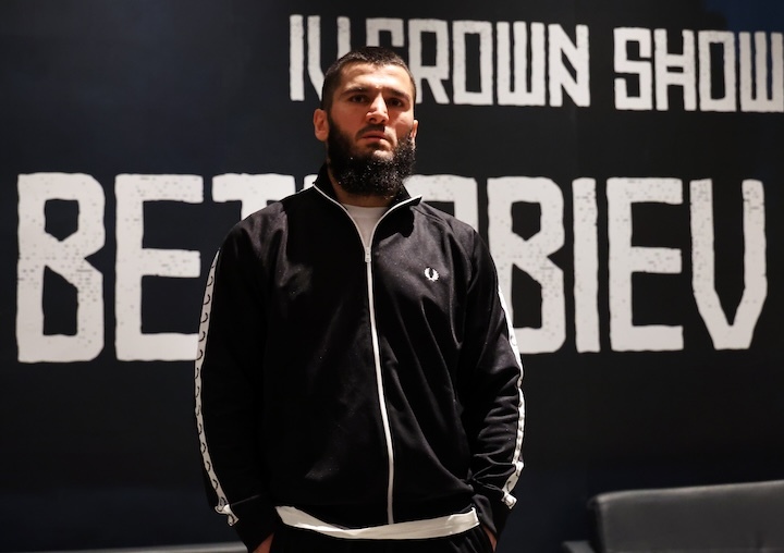 ArturBeterbiev_DmitryBivol1.jpg