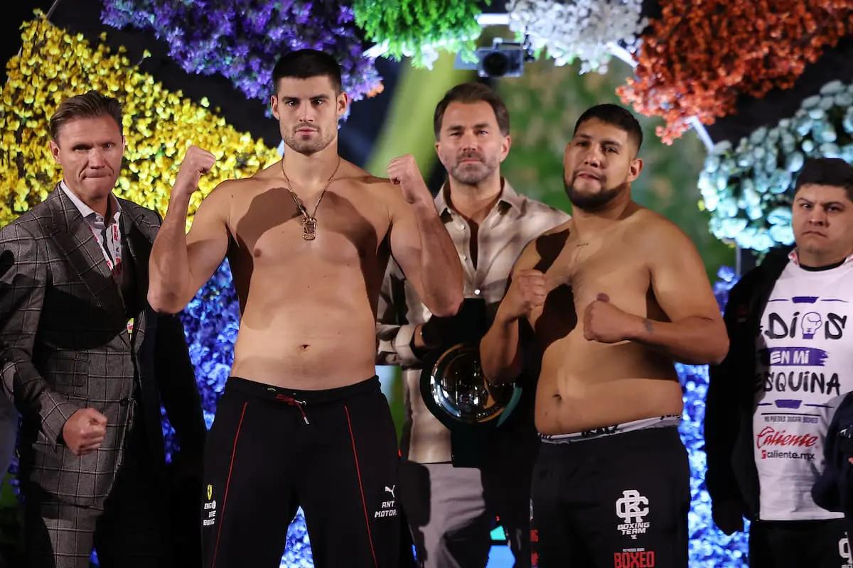 andrii-novytskyi-vs-edgar-ramirez-weigh-in.jpg.jpg