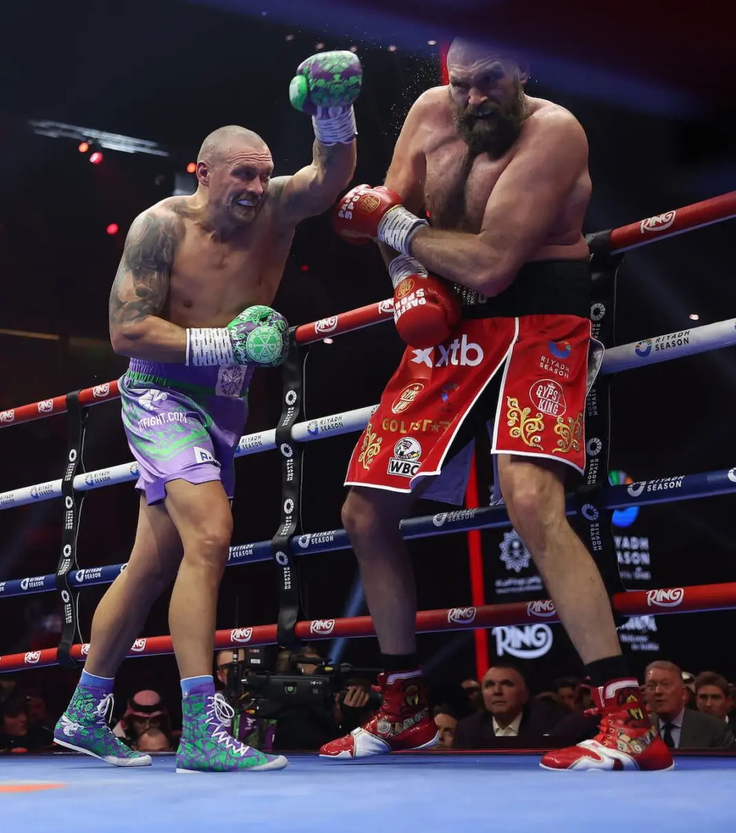 oleksandr-usyk-vs-tyson-fury-action-1068x1209.jpg_ͼ.jpg