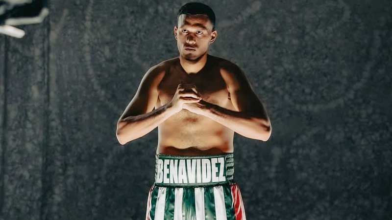 benavidez-weigh.jpg