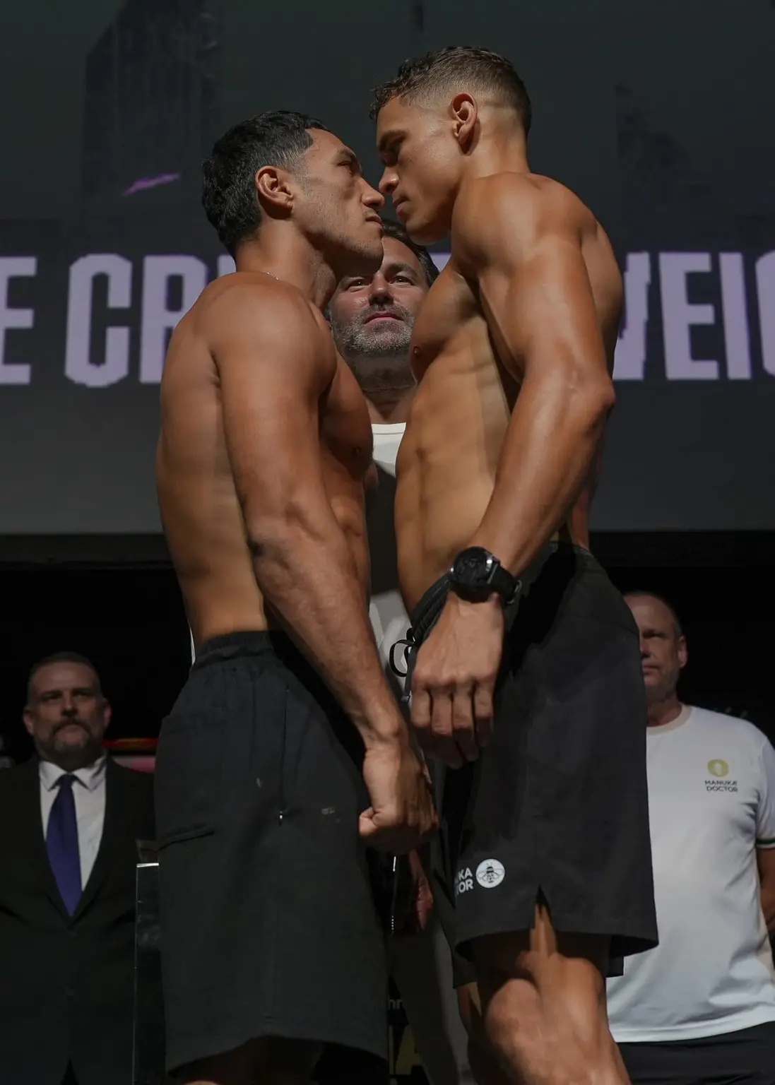 jai-opetaia-vs-david-nyika-faceoff-weigh-in-1097x1536.jpg_ͼ.jpg