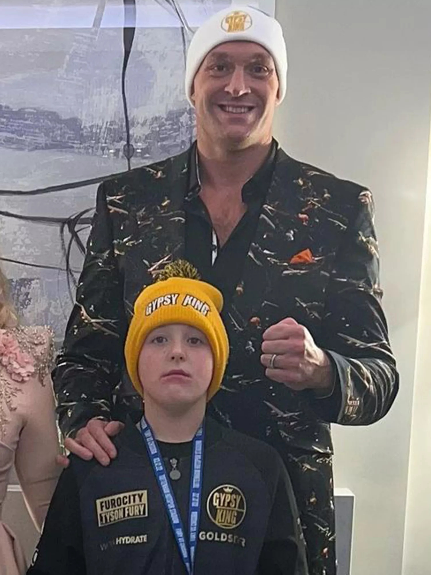 tyson-fury-kids-prince-john-24e00383732f4eaf85c68f2bce222ec4_ͼ.jpg