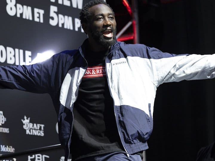 terence_crawford_0_5e01e35a86.jpg