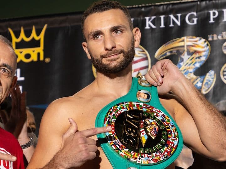 ring_magazine_dev_ring_old_data_uploads_2024_05_noel_mikaelyan_wbc_belt_9996ef7ae0.jpg