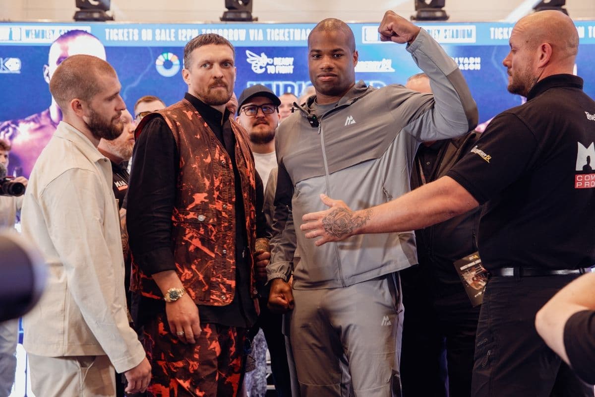 usyk_dubois_5_a49510e151.jpg
