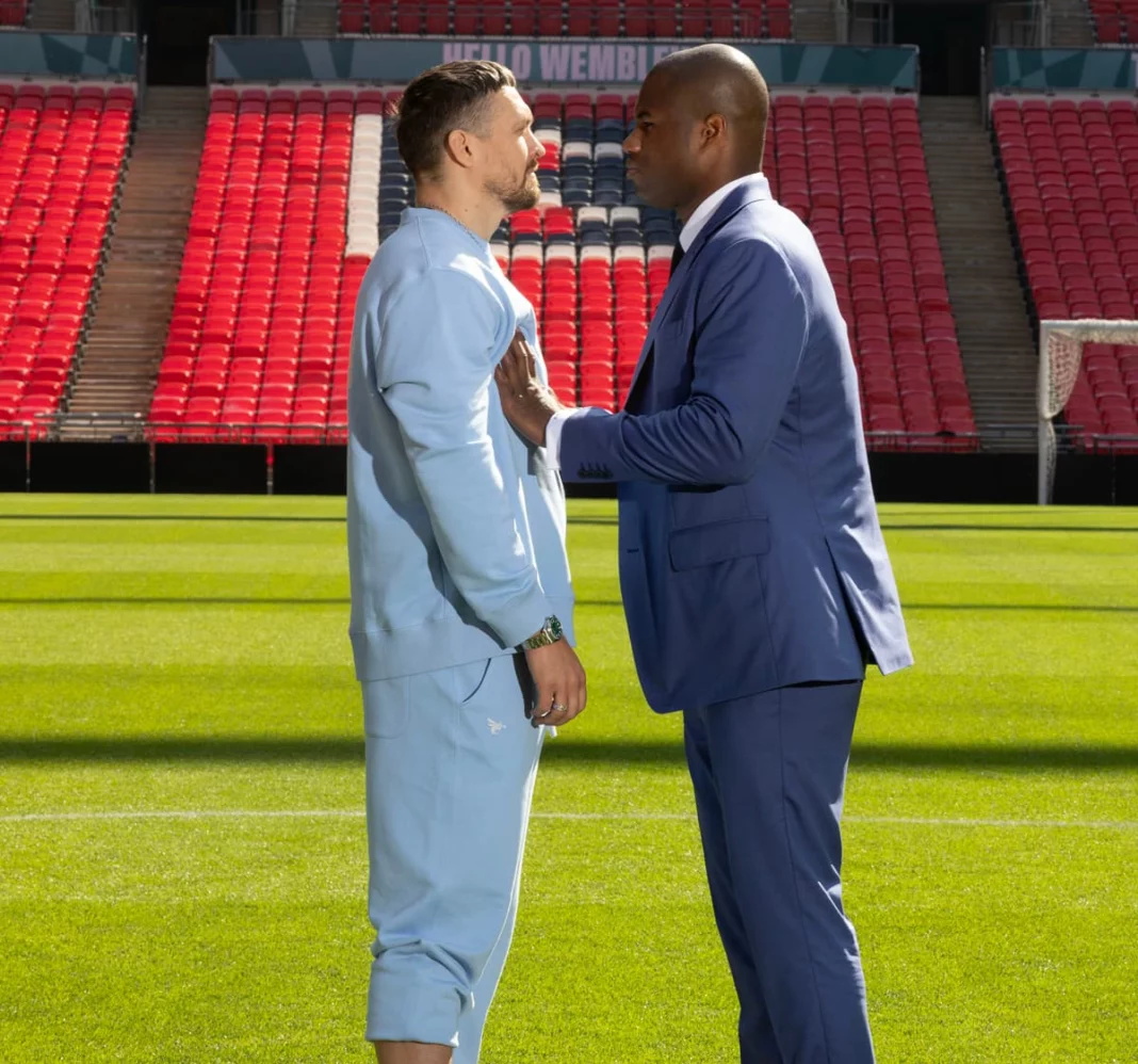 daniel-dubois-pushes-oleksandr-usyk-wembley-stadium-1068x998.jpg_ͼ.jpg