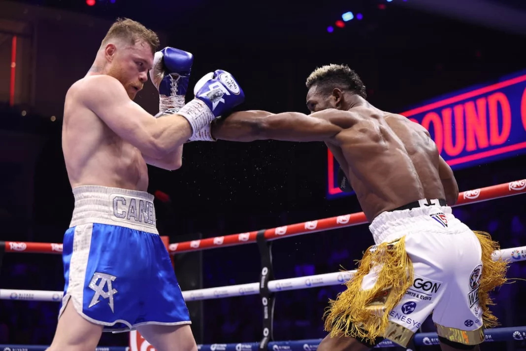 william-scull-vs-canelo-alvarez-jab-1068x712.jpg_ͼ.jpg
