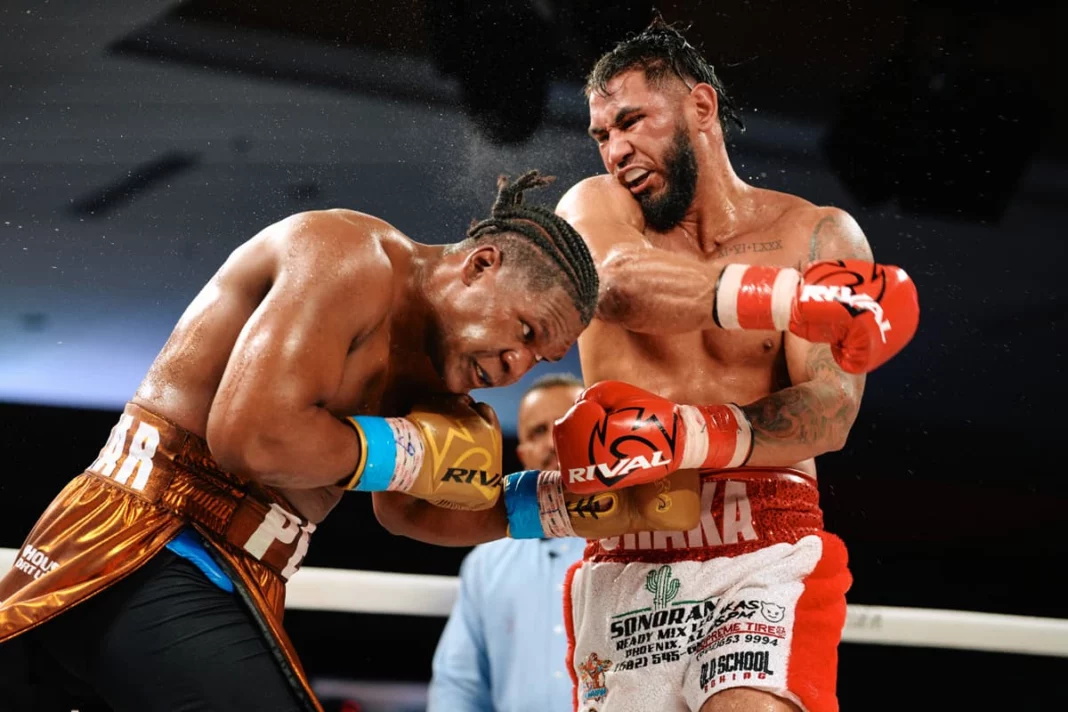 cesar-navarro-vs-dainier-pero-1068x712.jpg_ͼ.jpg
