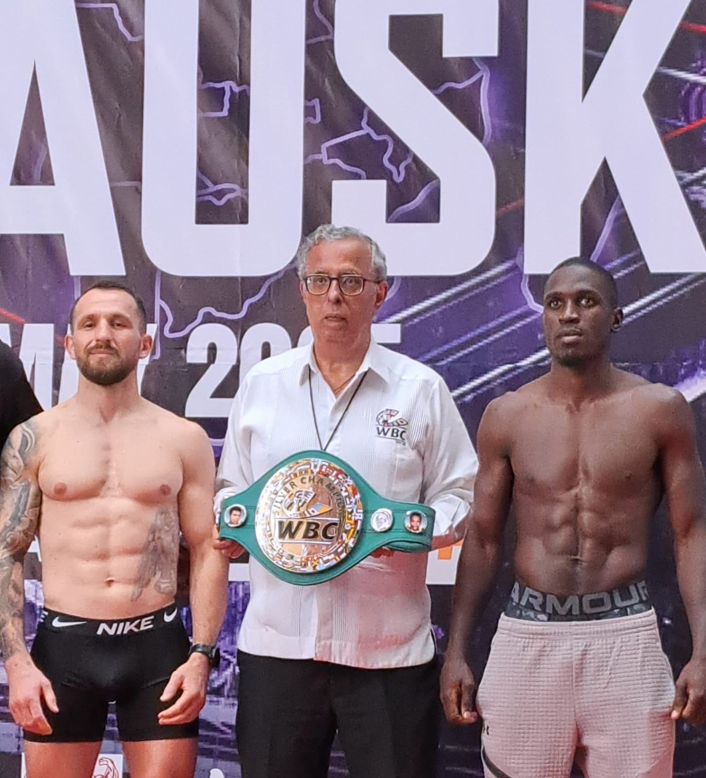 Souleymane-Cissokho-vs-Egidijus-Kavaliauskas.jpg