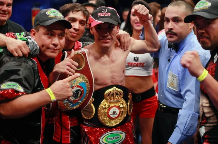 juan-francisco-estrada_6_ͼ.jpg
