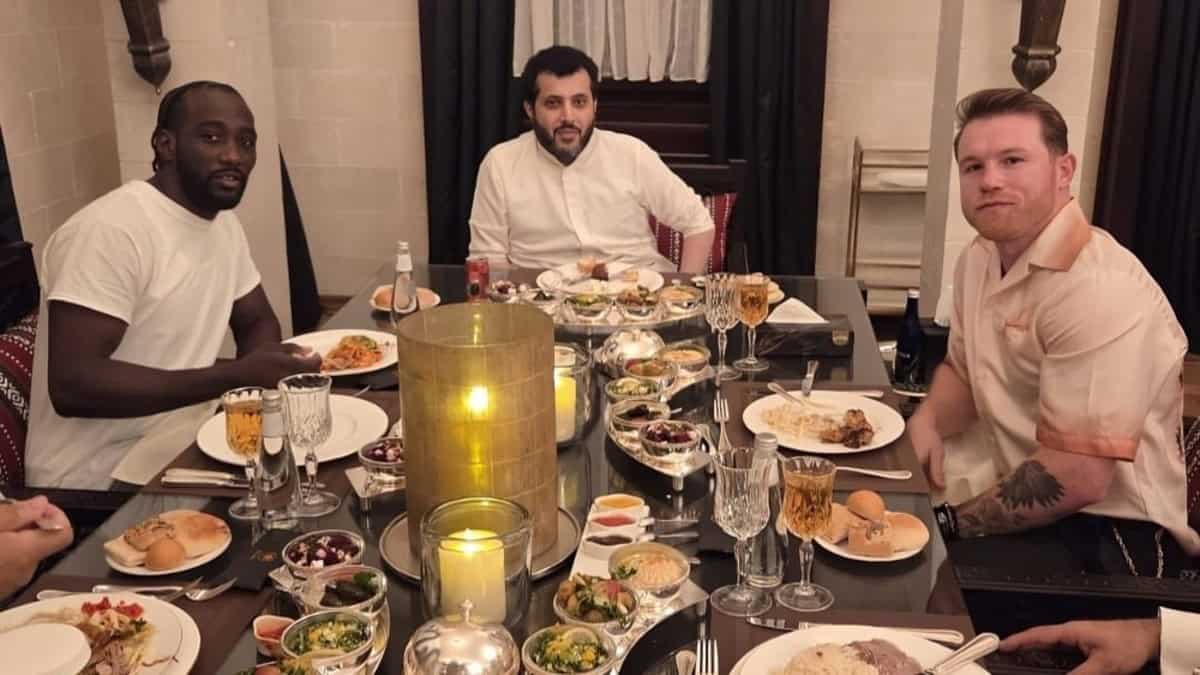 Canelo-vs-Crawford-meal.jpg