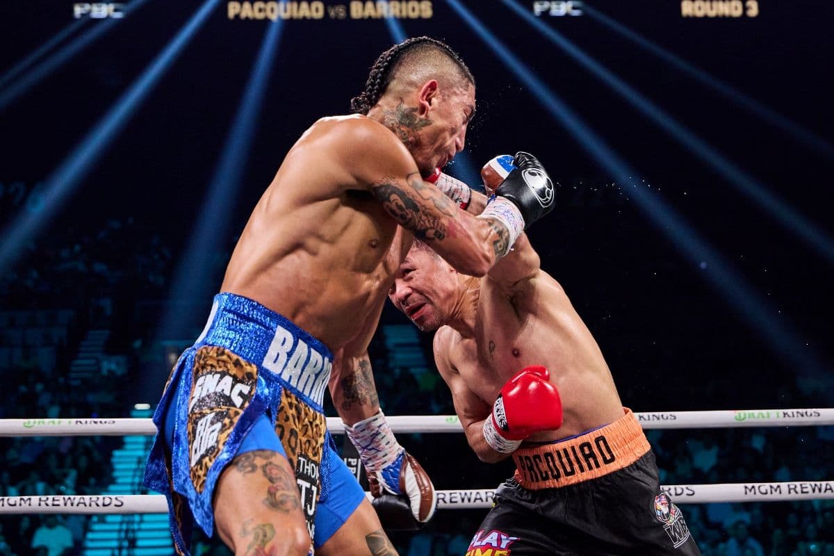 pacquiao_barrios_7_5d94bbcf06.jpg