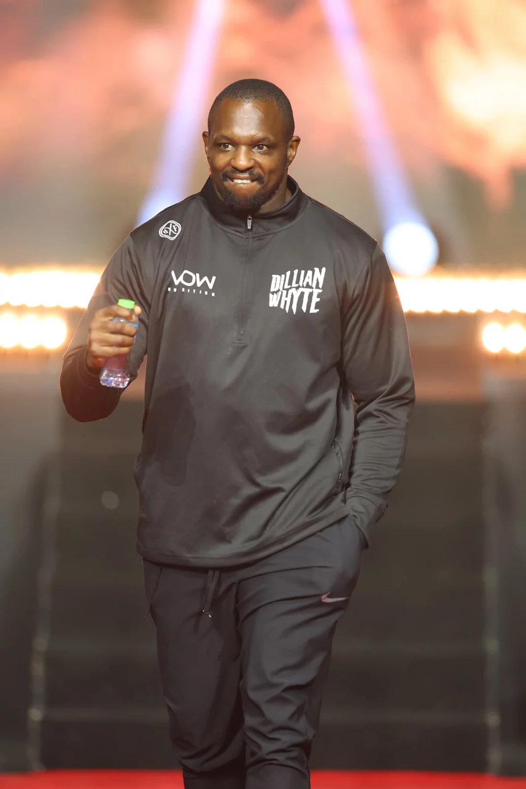 dillian-whyte-arrival-1068x1602.jpg_ͼ.jpg