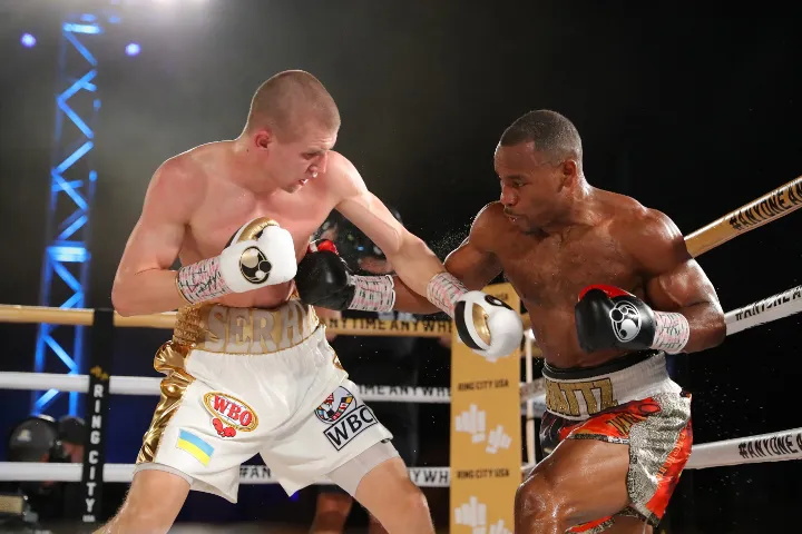 bohachuk-adams-fight8_ͼ.jpg