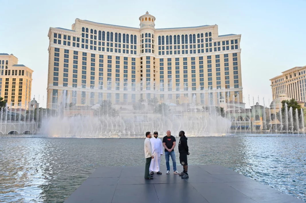 canelo-alvarez-turki-al-sheikh-dana-white-terence-crawford-fountains-1068x708.jp.jpg
