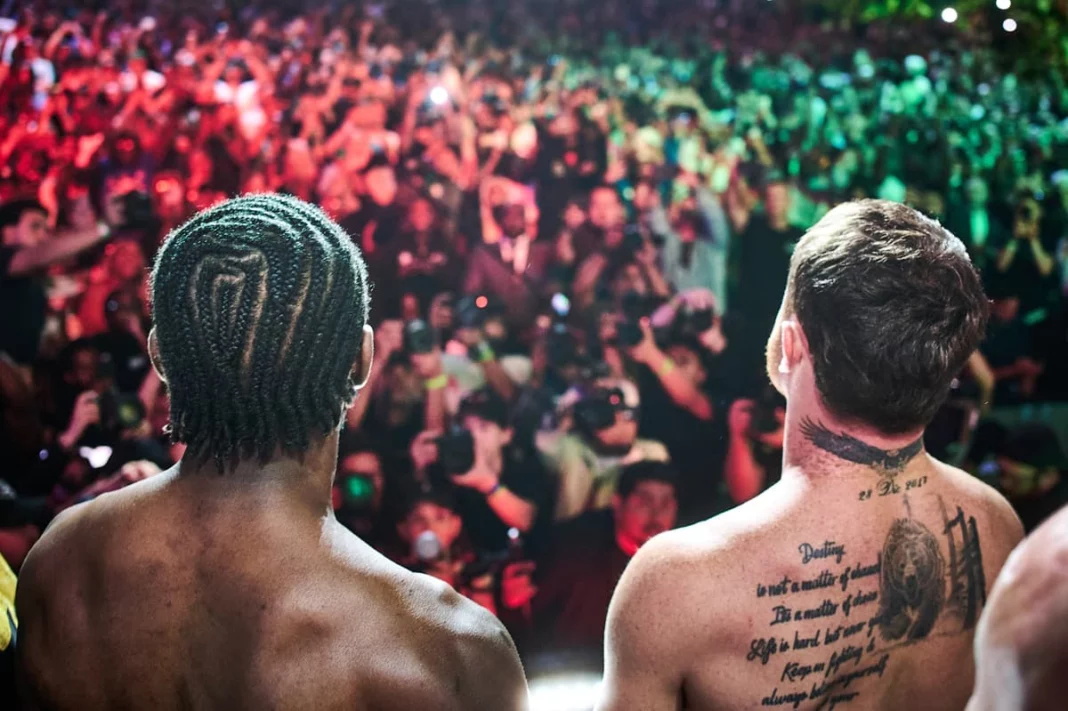 canelo-alvarez-vs-terence-crawford-weigh-in-fans-1068x711.jpg_ͼ.jpg