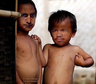 MannyPacquiao_and_ErikMorales_Childhood.jpg