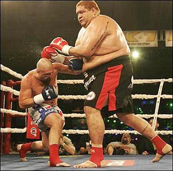 boxing_giant.jpg