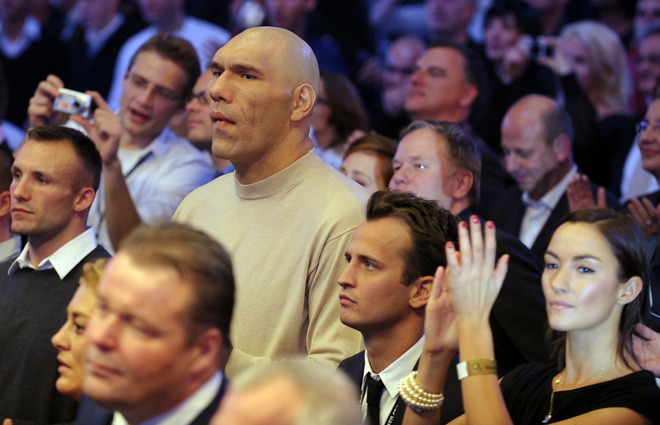 f4ff8511e24f0ef7c90d79f4ce7b7f45-getty-box-supermiddleweight-ger-usa-abraham-taylor.jpg
