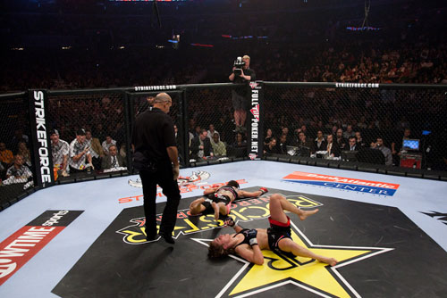 109_Marloes_Coenen_vs_Cris_Cyborg.jpg