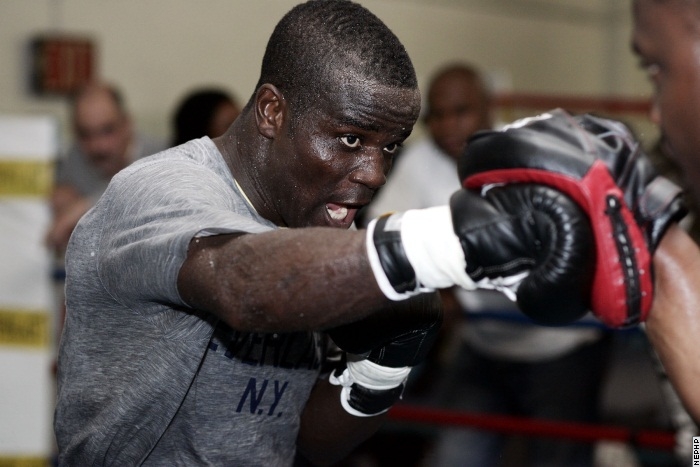 Clottey_workout_100205_001a.jpg