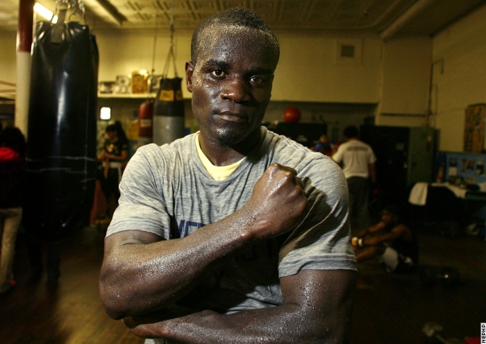 Clottey_workout_100205_005a.jpg