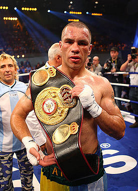 275px-Hugo_Hernan_Garay.jpg