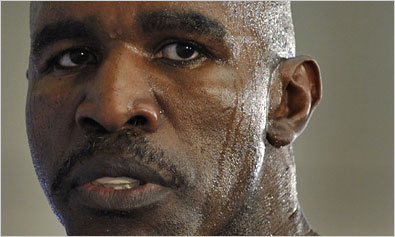 holyfield_395.jpg