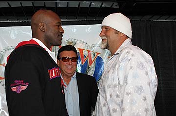 Faceoff-Holyfield_Botha-1.jpg