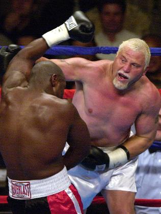190397-francois-botha-evander-holyfield-boxing.jpg