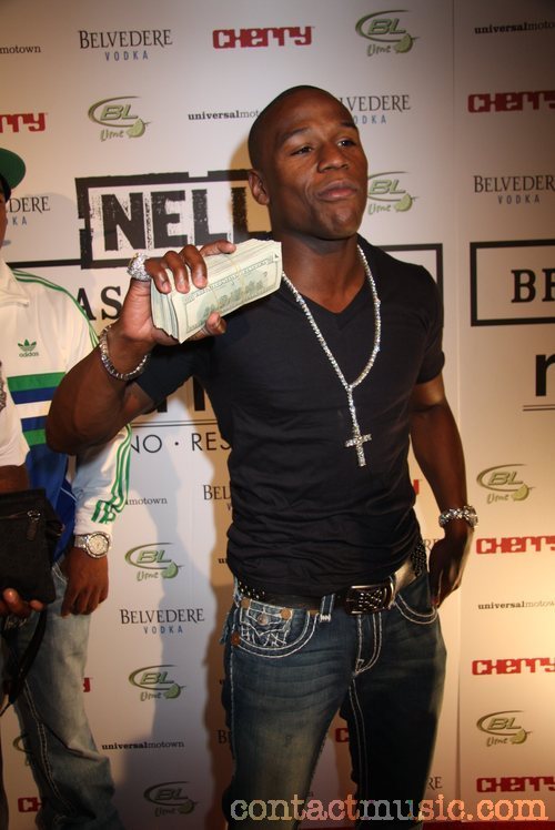 floyd_mayweather_jr__1911476.jpg