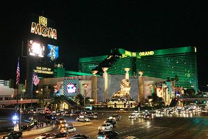 la_g_mgm-grand01_300.jpg
