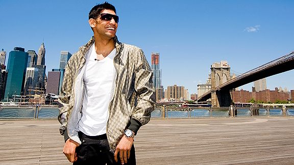 box_e_khan_brooklyn_bridge_576.jpg