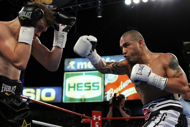 cotto-foreman-fight-4.jpg