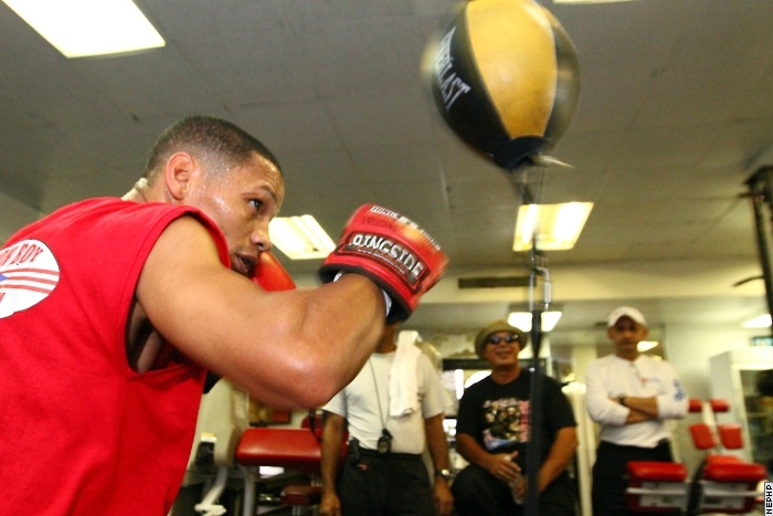 CALDERON_ENTRENA_EN_NYC_01.jpg