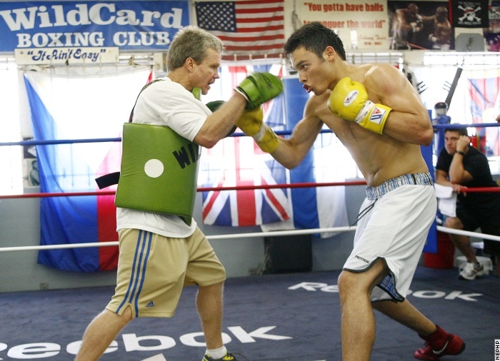 Chavez_Jr_media_day_100617_004a.jpg